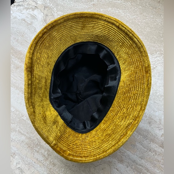 Vintage Hat - Picture 8 of 9